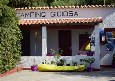 Bed And Breakfast Affittacamere Gioiosa Camping